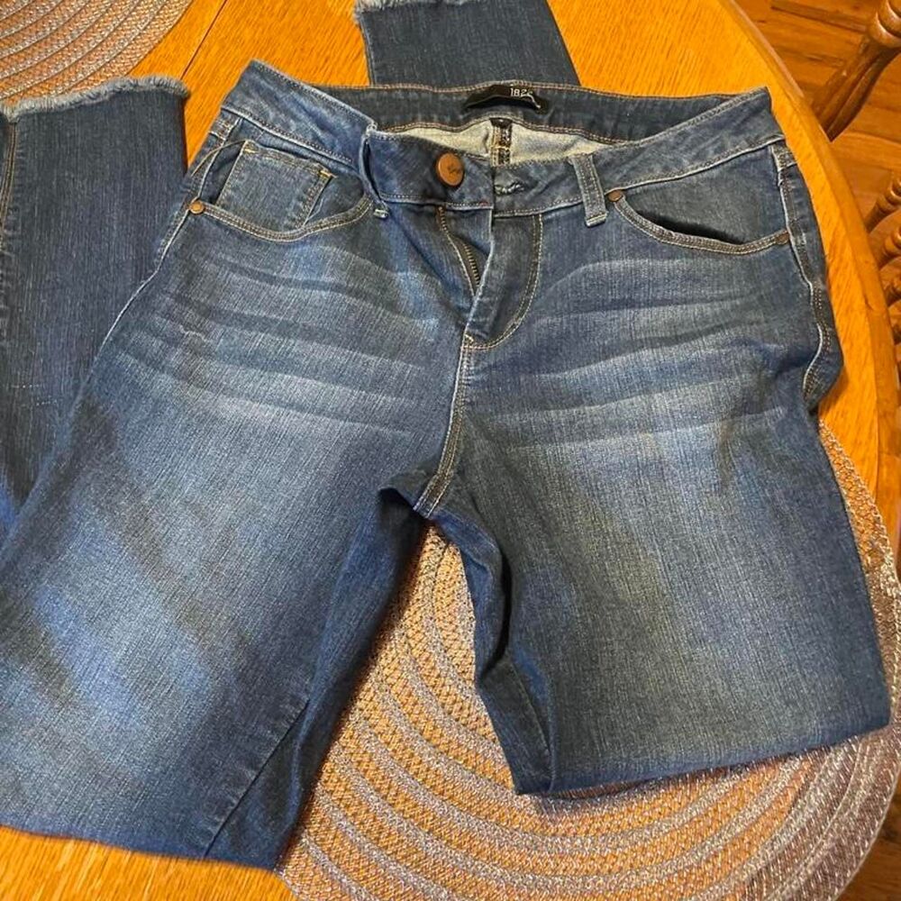 1822-denim Women's Blue and Navy Jeans